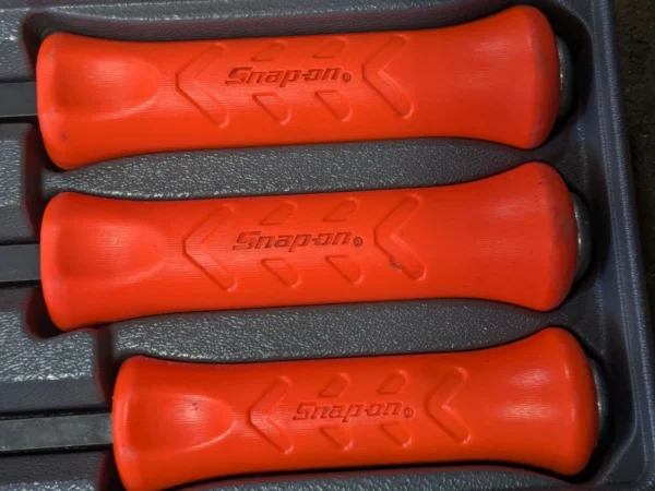 Snap On SPBS704AO Striking Pry Bar Set 4-Piece Orange USA Used Good Condition