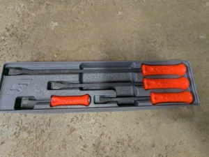 Snap On SPBS704AO Striking Pry Bar Set 4-Piece Orange USA Used Good Condition