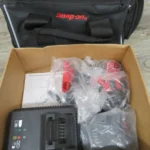 Snap On 18V Impact Wrench Kit 3/8” ( CT8810BG)