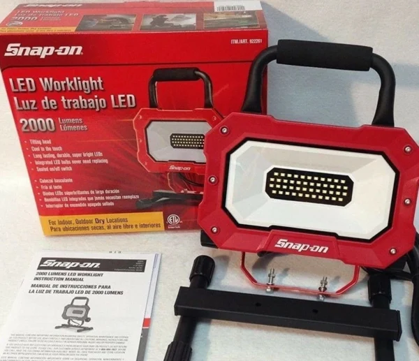 Snap On Portable Work Light 2000 LUMENS LED Indoor Outdoor Lights