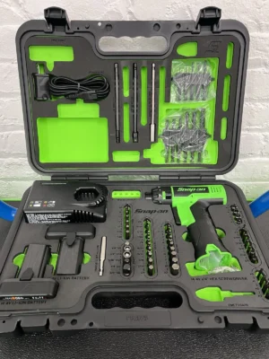 Snap On CTS861K2GNG Green 60 Piece Hex Cordless Screwdriver Kit New! J jr