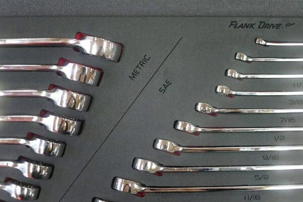 12 point flank drive plus combination  wrench master foam set