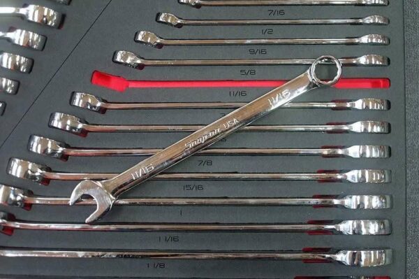 12 point flank drive plus combination  wrench master foam set