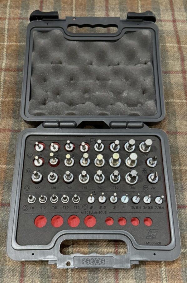 Snap On Tools NEW 236EFSFR 36pc 1/4" 3/8" Drive Metric / SAE Bit Socket Set USA