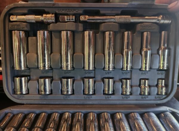 screenshot-56 blue point socket set