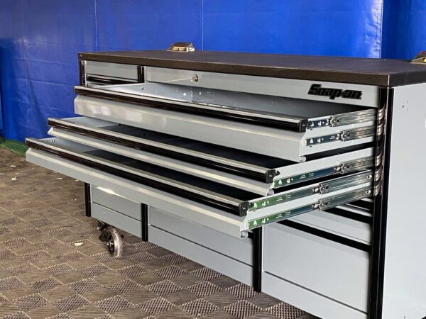 KETP843 Triple Bank EPIQ ROLL CAB.