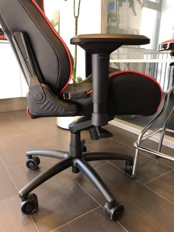 Snap on gaming chair