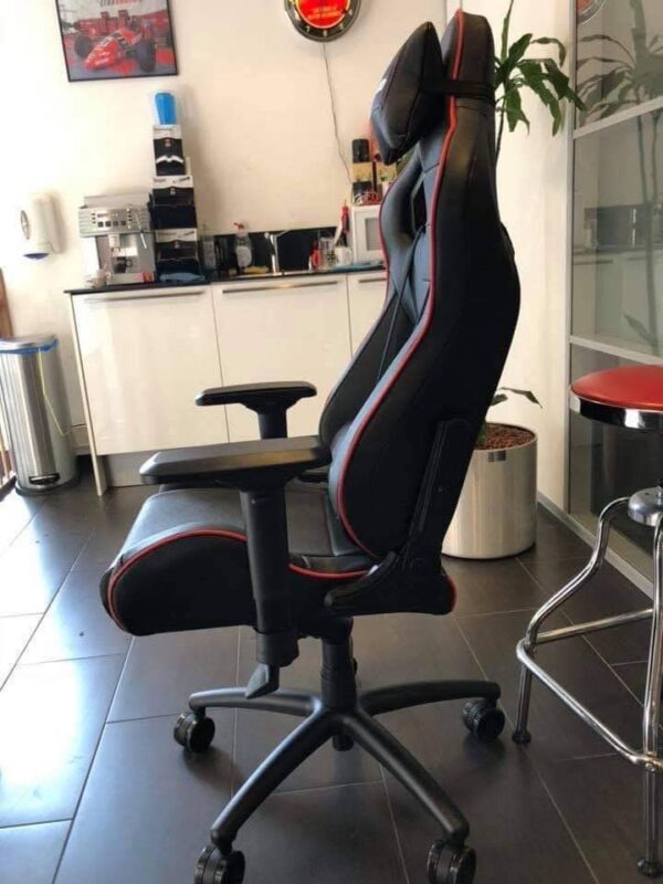 Snap on gaming chair